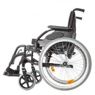 Кресло-коляска с ручным приводом Invacare Action 3 NG в Краснодаре