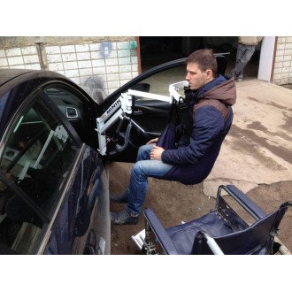 Подъёмник для инвалидов O-Savva Minik в автомобиль в Краснодаре
