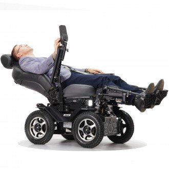 Инвалидная коляска с электроприводом Caterwil Ultra 4WD Lux в Краснодаре
