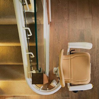 Подъёмник кресельный лестничный Bespoke Stairlifts Infinity V9 в Краснодаре