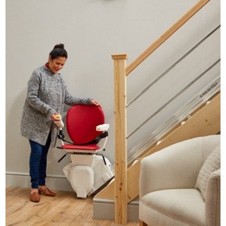 Подъёмник кресельный лестничный Bespoke Stairlifts Synergy в Краснодаре